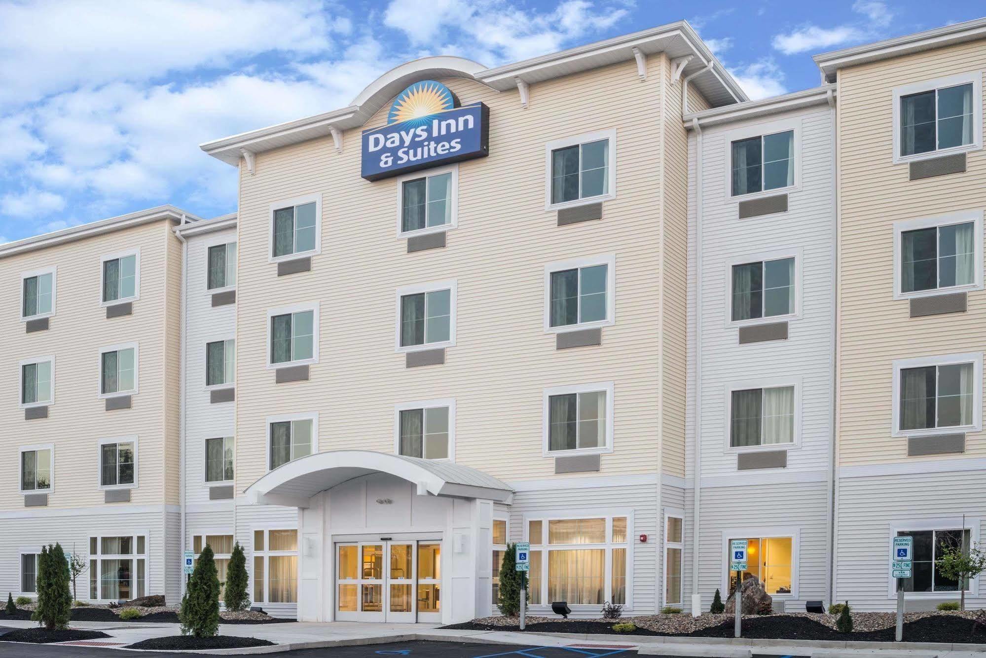 Days Inn By Wyndham Cadiz Exteriér fotografie